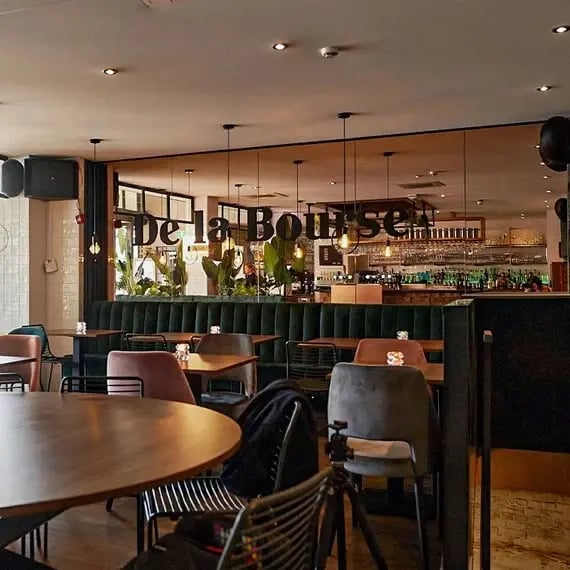 de-la-bourse-bar-kitchen-hotel (1)